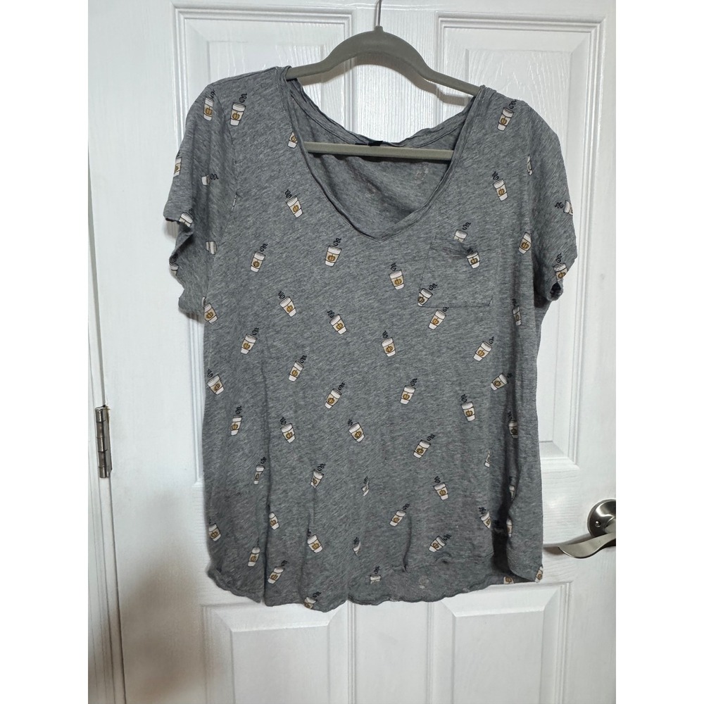 Torrid Womens Gray Pumpkin Spice Latte Coffee Print Pocket V-Neck Tee Size 2 2X